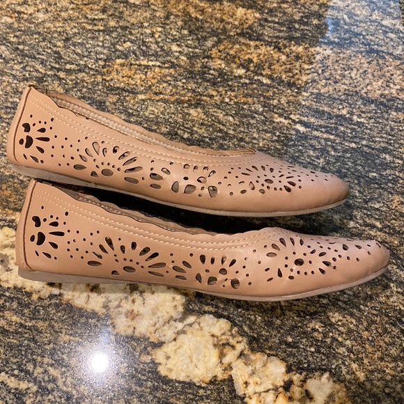 Mossimo flats - Picture 4 of 6